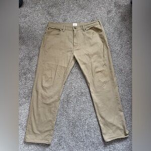 Dockers Men's Straight Fit Khaki Chinos